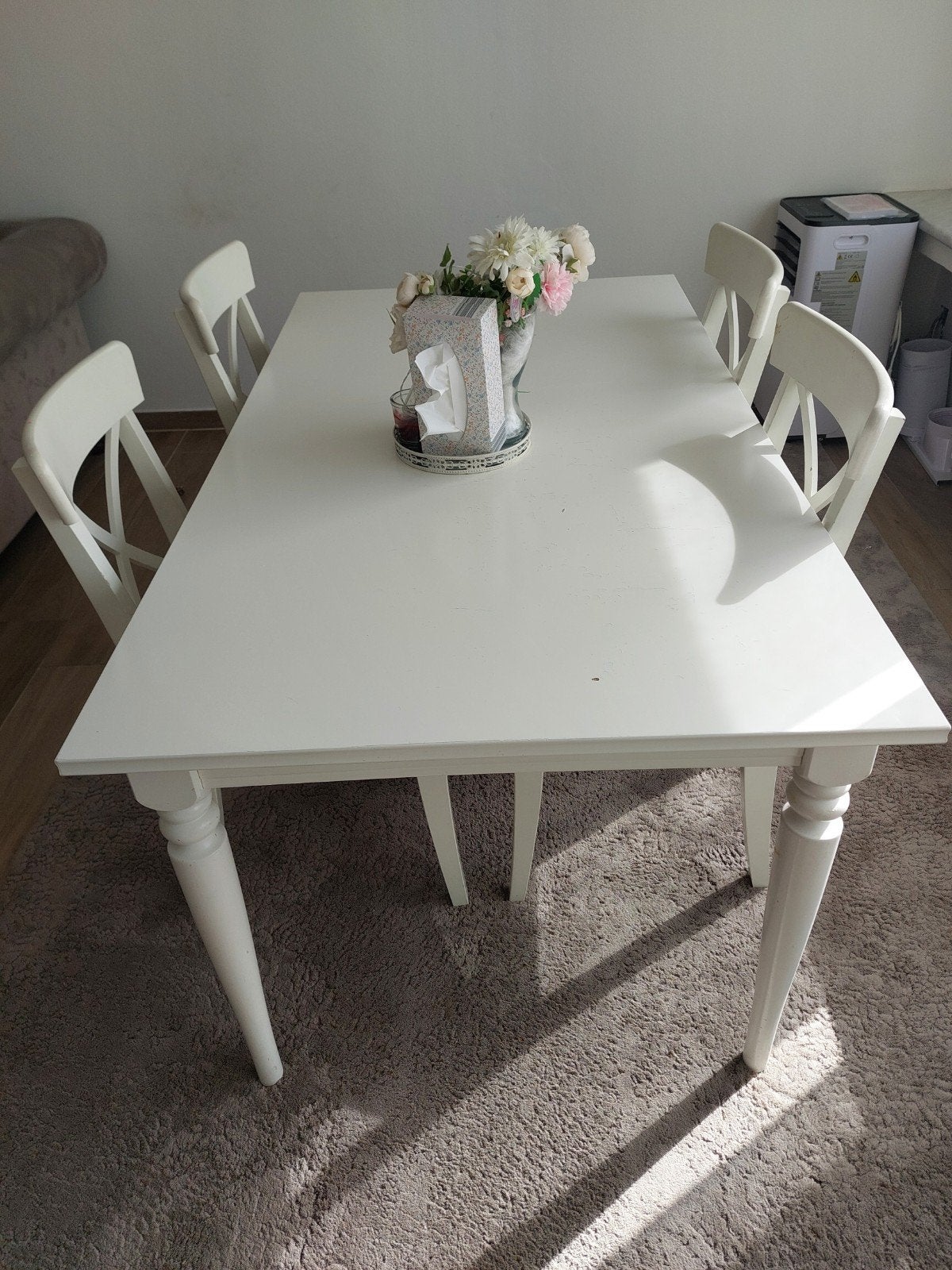Witte eettafel en stoelen., Ophalen