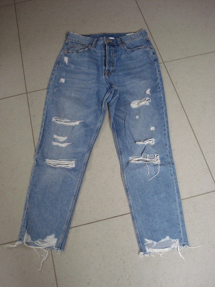 Divided jeansbroek, dames/meisjes. mt 38, Vêtements | Femmes, Jeans, Divided, Enlèvement ou Envoi, Porté, Bleu