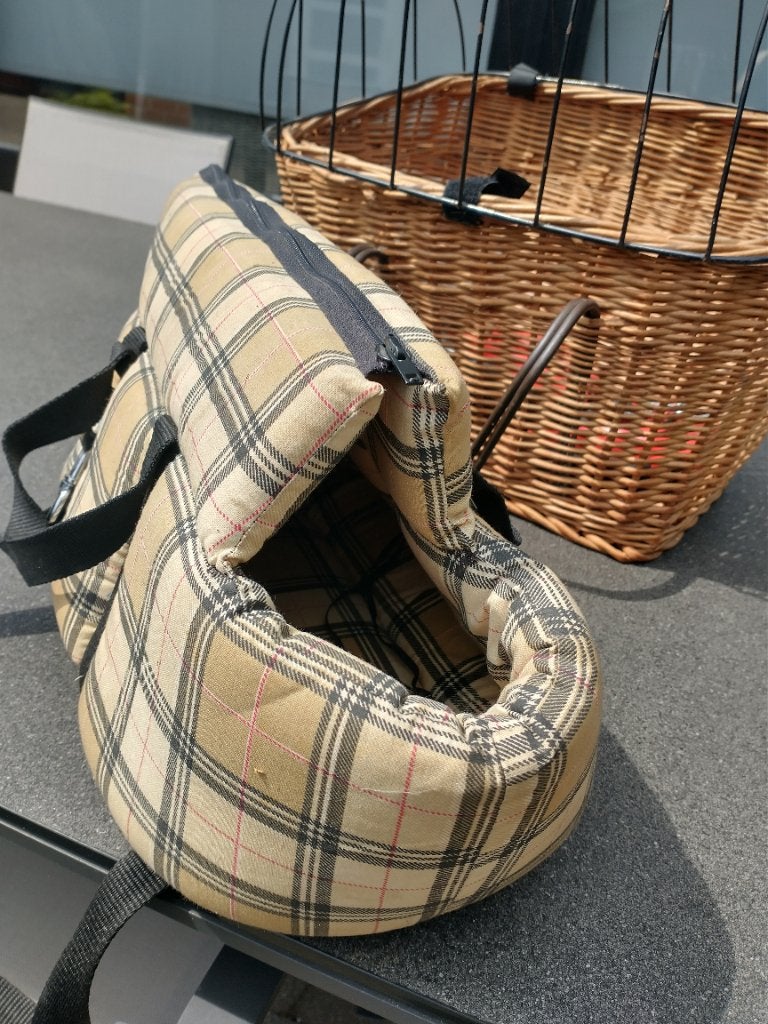 Honden mandje voor fiets + honden draagzak Burberry, Dieren en Toebehoren, Honden-accessoires, Ophalen, Gebruikt