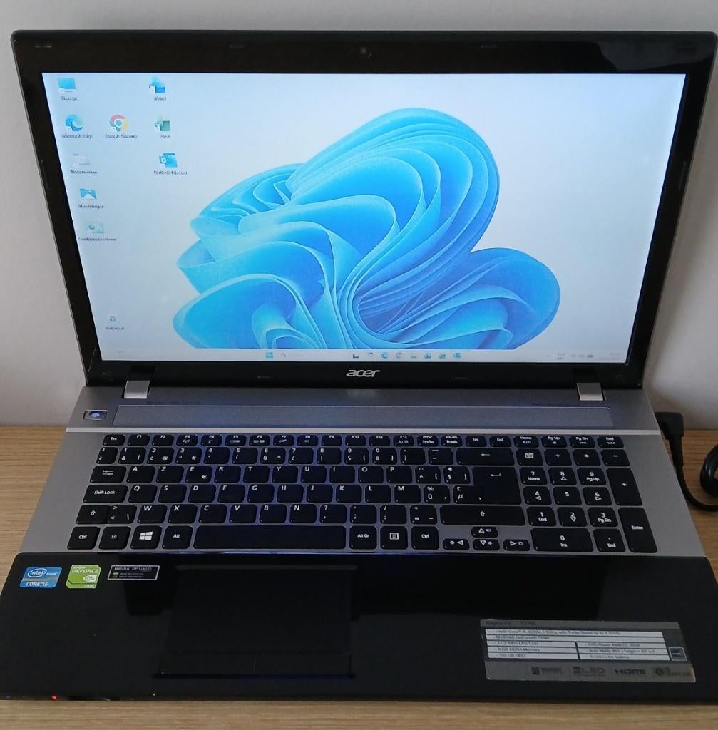 Acer Aspire V3-771G, Computers en Software, Windows Laptops, Zo goed als nieuw, 17 inch of meer, HDD, SSD, 2 tot 3 Ghz, 8 GB, Azerty