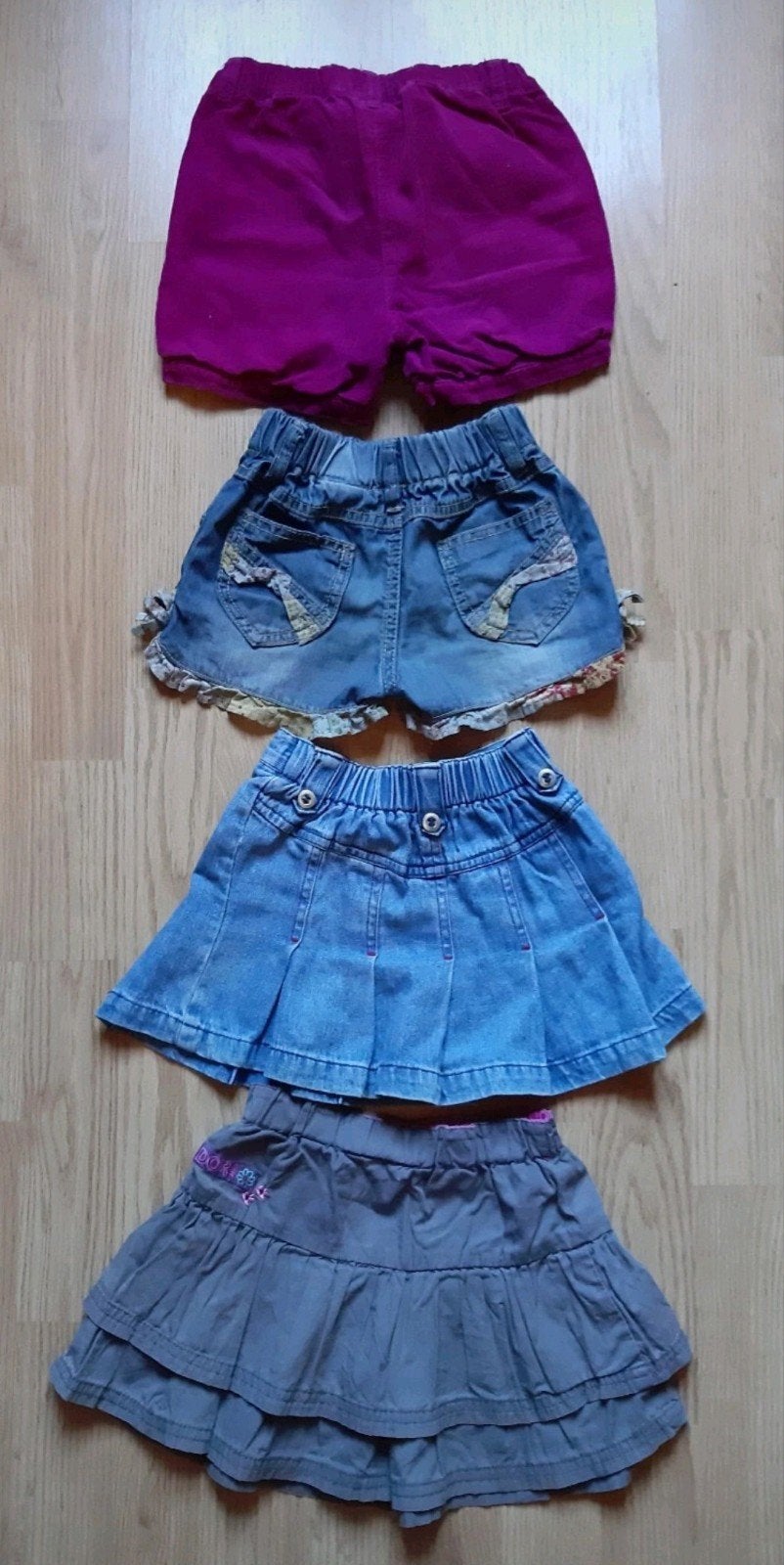 Kleding Pakket voor meisje shortjes en rokjes 2-3jaar, Kinderen en Baby's, Gebruikt, C&A, Meisje, Ophalen of Verzenden