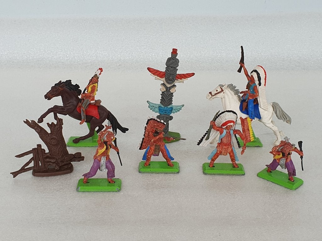 Lot van 8 Britains figuren en attributen - Native Americans, Verzamelen, Ophalen of Verzenden, Gebruikt