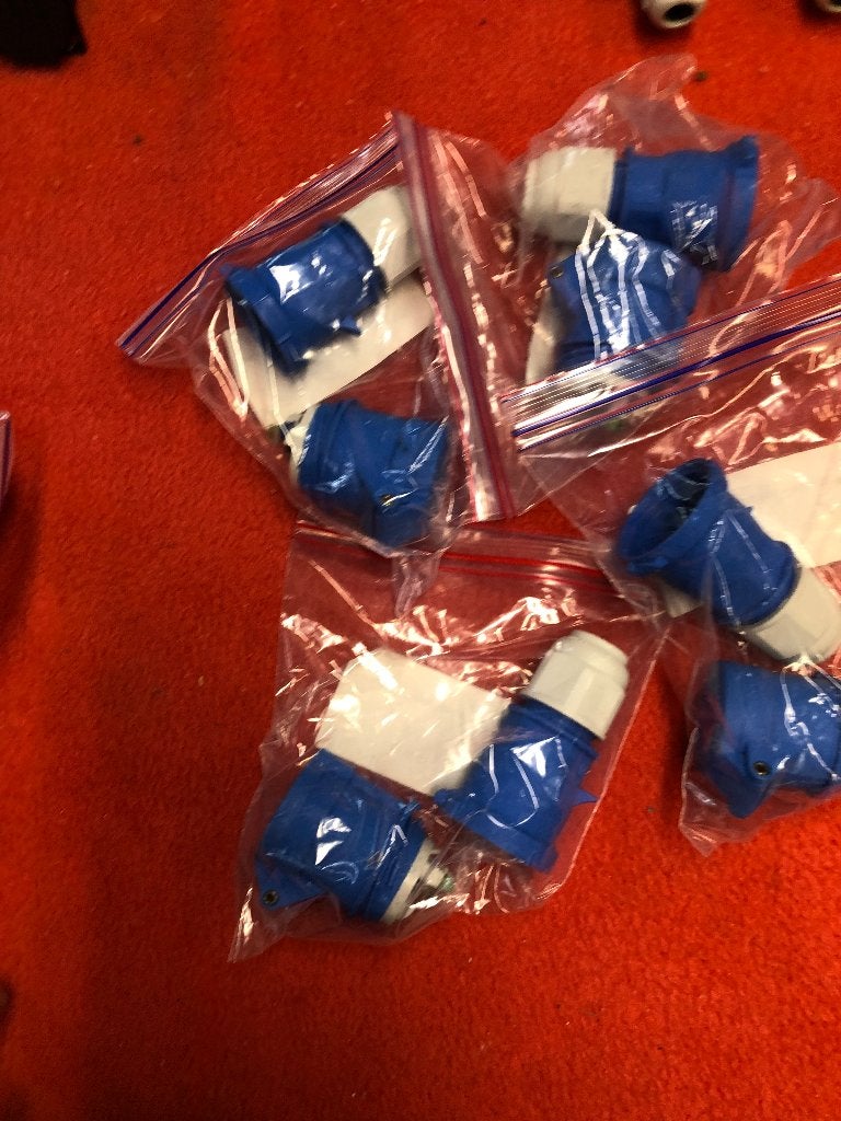 CEE stekkers rood/400V blauw/240V, Doe-het-zelf en Bouw, Elektriciteit en Kabels, Gebruikt, Stekker, Ophalen of Verzenden