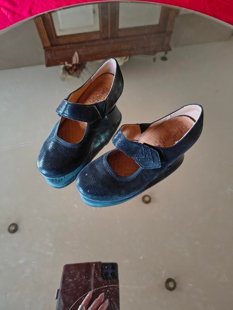 Elegante zwarte glanzende damesschoenen hak 3cm, Kleding | Dames, Ophalen