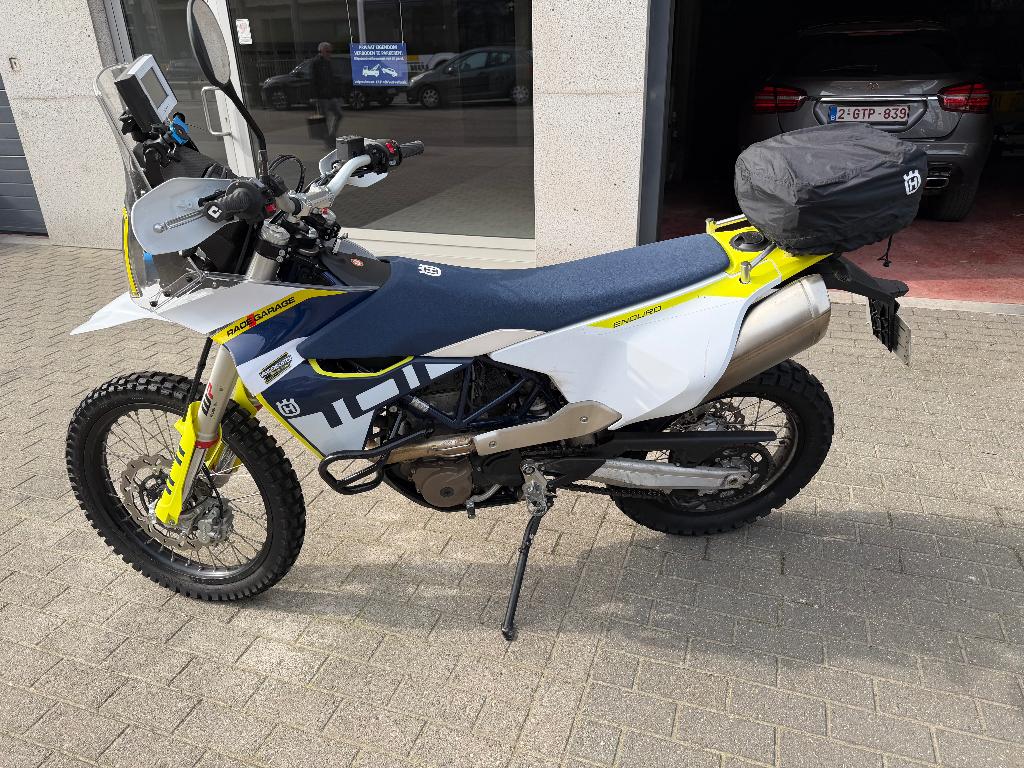 Husqvarna 701 Enduro Rally ‘24 met 500km, Motoren, 693 cc, Traction Control, Gebruikt, Particulier