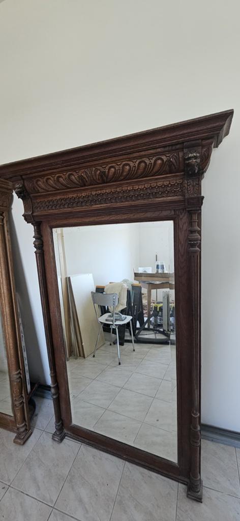 2 grote eikenhouten spiegels, Antiek en Kunst, Ophalen