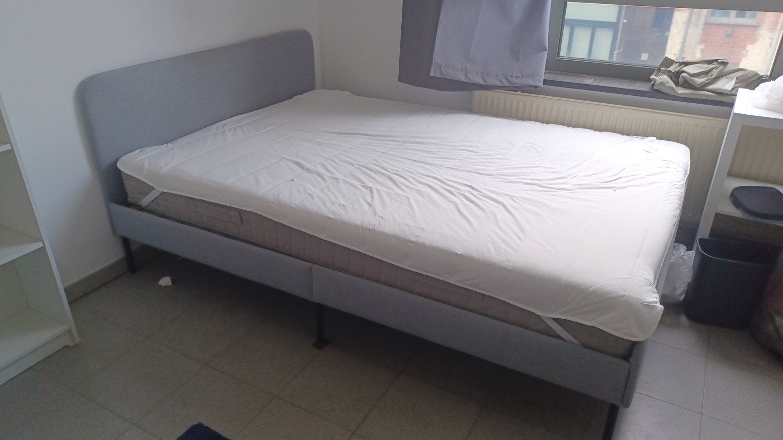 Bed, ikea, 1m40, twijfelaar, Gris, Queen size, Enlèvement, 200 cm