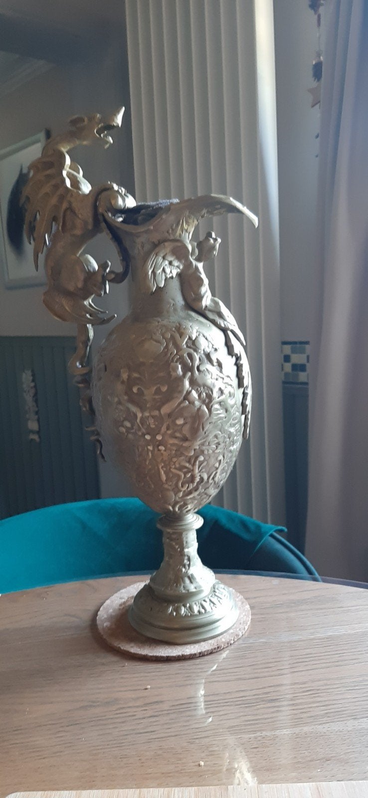 Chandelier en bronze de style Renaissance avec manche en dra, Enlèvement