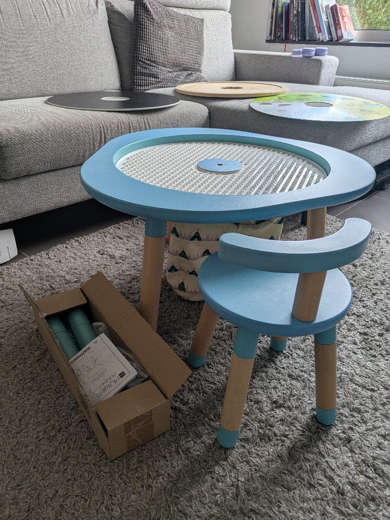 Stokke mutable  kindertafel en stoeltje, Ophalen, Gebruikt