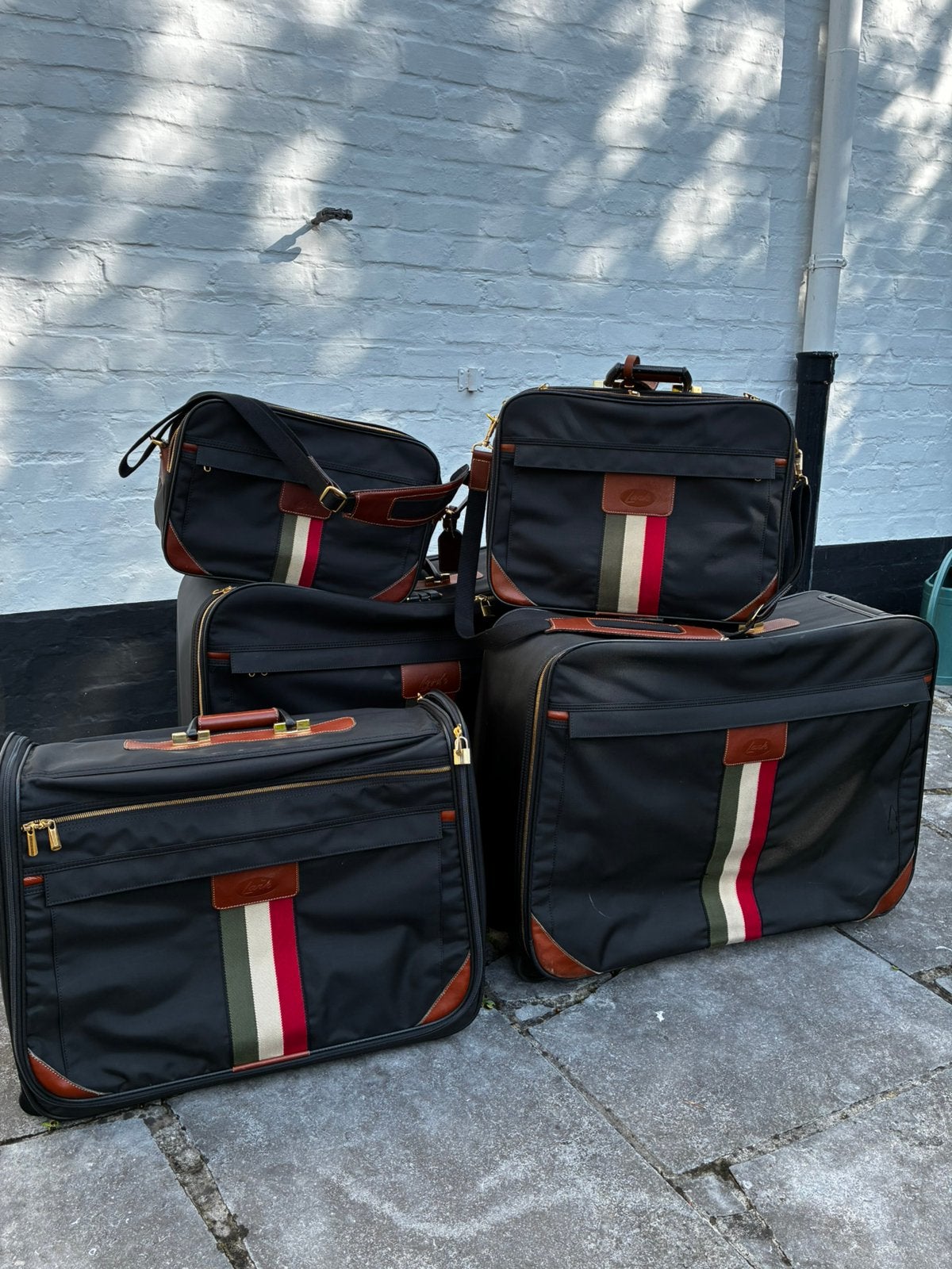 Lark Travel set (5 delig), Ophalen of Verzenden, Zo goed als nieuw, Wieltjes