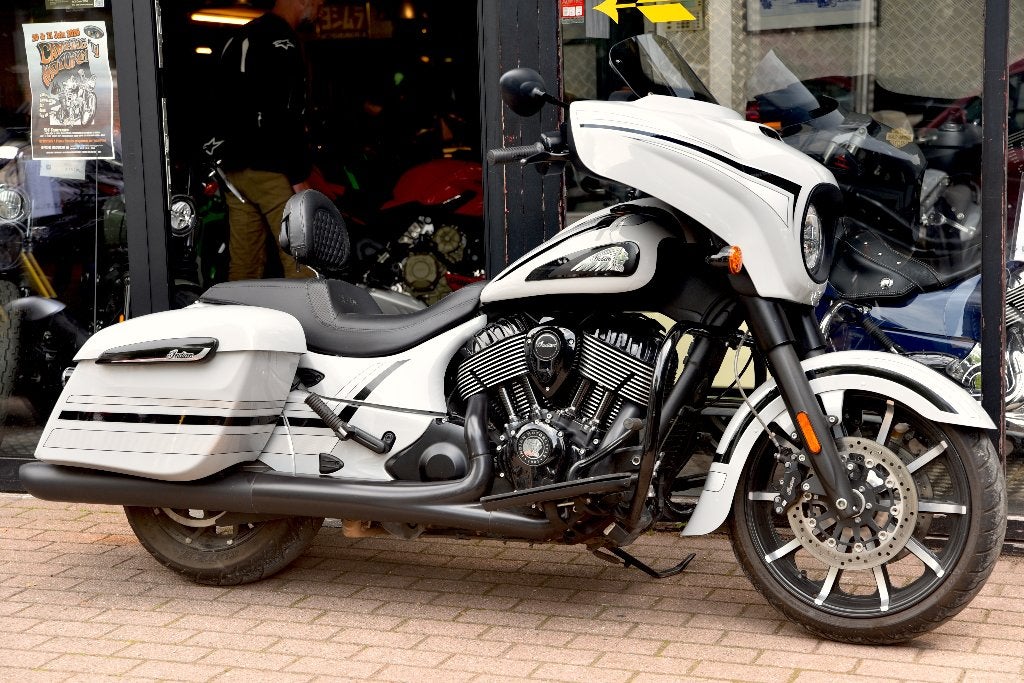 INDIAN CHIEFTAIN DARK HORSE ***MOTOVERTE.BE***, Entreprise, Occasion, Moto indian, 2 cylindres