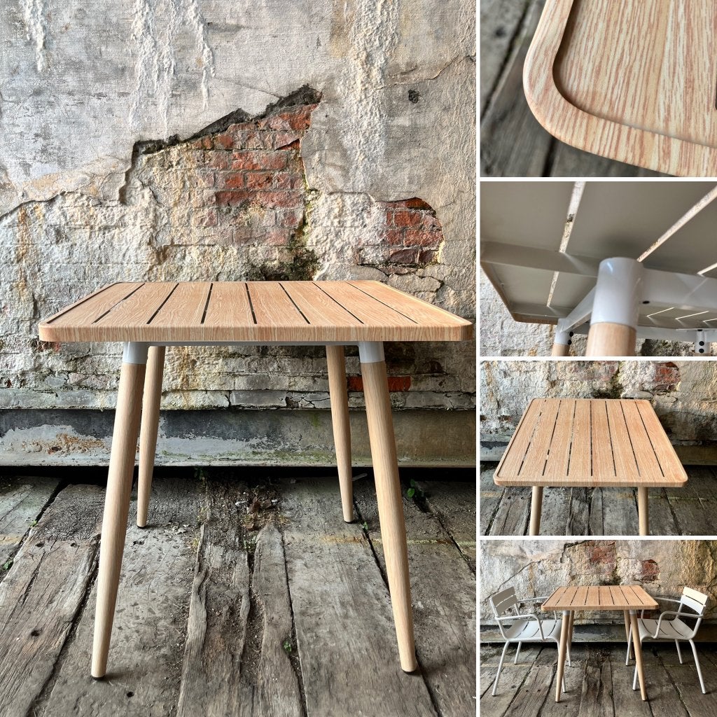 Table carrée Mikado (35 en stock)