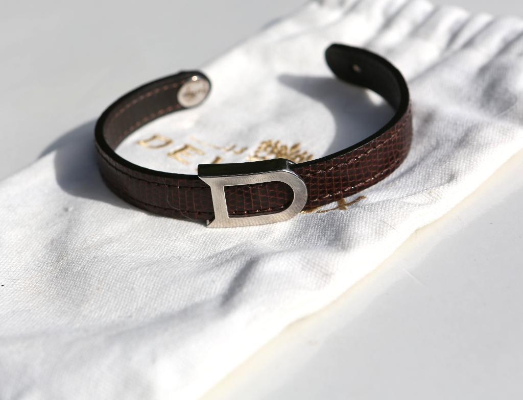 Bracelet Delvaux Louise brun, Bijoux, Sacs & Beauté, Bracelets, Enlèvement ou Envoi, Comme neuf, Brun, Cuir