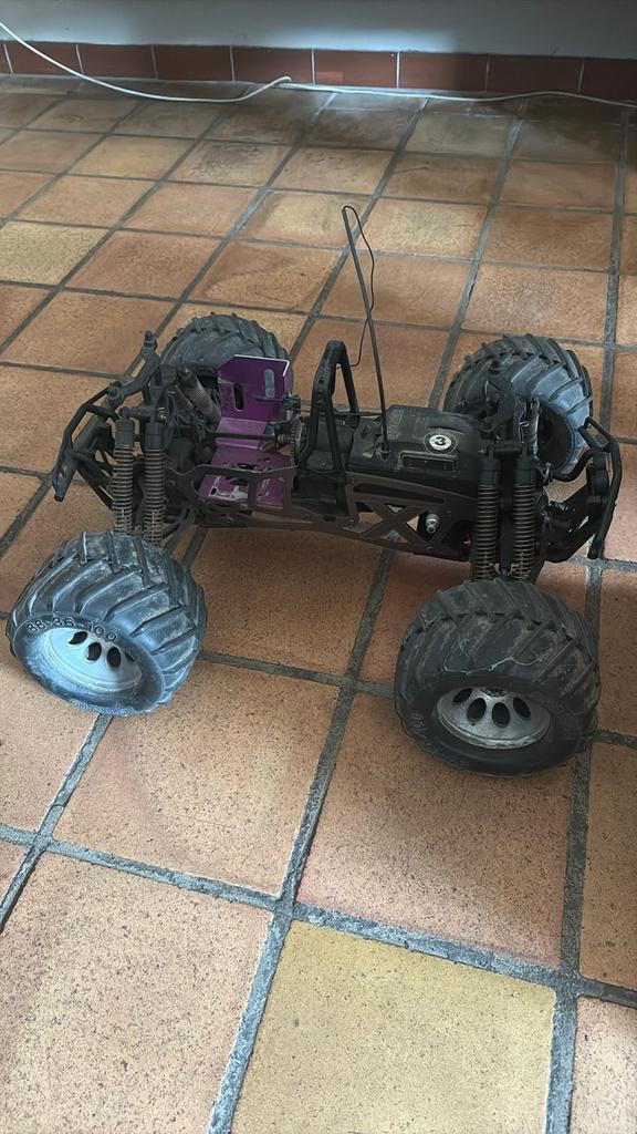 RC auto op nitro, Ophalen, Gebruikt, Nitro, Auto offroad