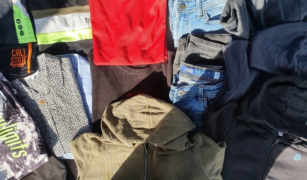 LOT VETEMENTS GARCON 10/11 ANS (140-146) 17 PIECES, Enlèvement, Comme neuf, Garçon