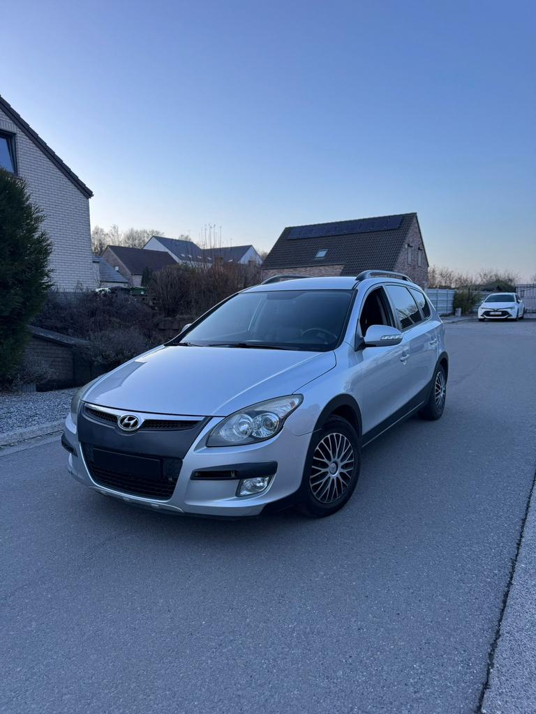 Hyundai i30, Auto's, Hyundai, Bedrijf, Te koop, i30, Diesel, Euro 5, 5 deurs, Handgeschakeld, Zwart, Ophalen
