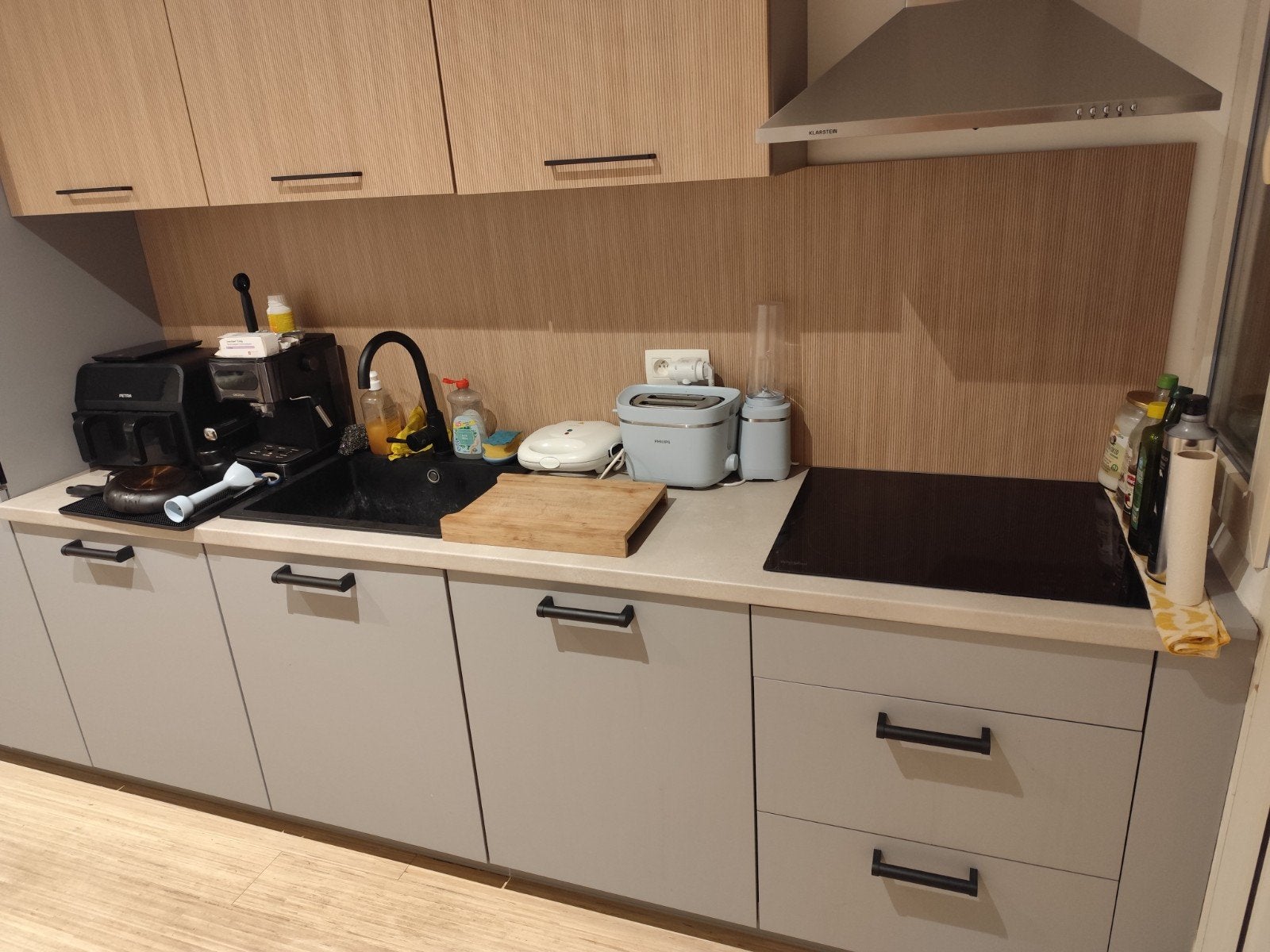 SELLING EVERYTHING FROM MY HOUSE – ANTWERP (BORGERHOUT 21, Enlèvement