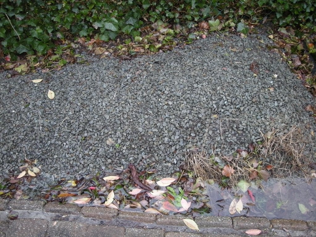Grind / keitjes / steentjes nog ca. 1 m³ in totaal, Ophalen, Gebruikt, Grijs, Grind