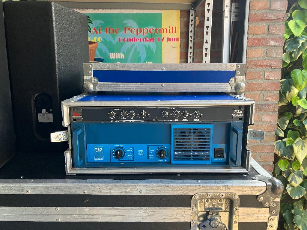 Stage accompany es20 in blauwe flightcase, Audio, Tv en Foto, Luidsprekerboxen, Gebruikt, Overige typen, 120 watt of meer, Ophalen