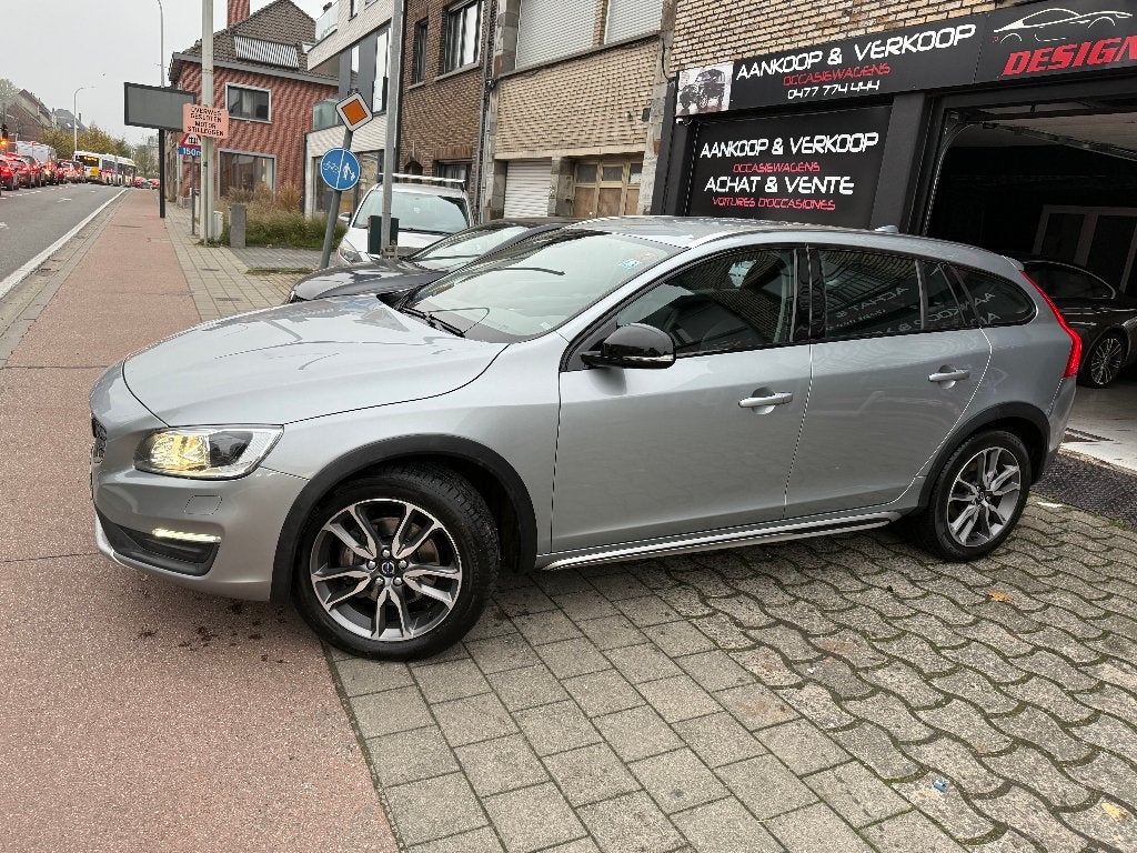 Volvo V60 Cross Country 2.0 D3 Xenon Cruise * Volvo Carnet, Auto's, Automaat, Navigatiesysteem, Leder, 5 deurs