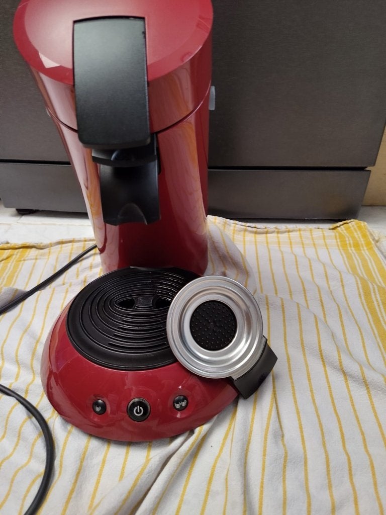 Senseo rouge 19€, Comme neuf, Dosettes et capsules de café, 2 à 4 tasses, Enlèvement