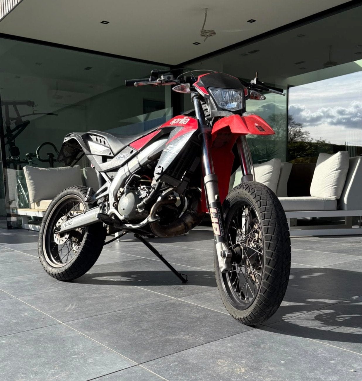 APRILIA SX50 - 50cc - schakelbrommer, Fietsen en Brommers, Ophalen