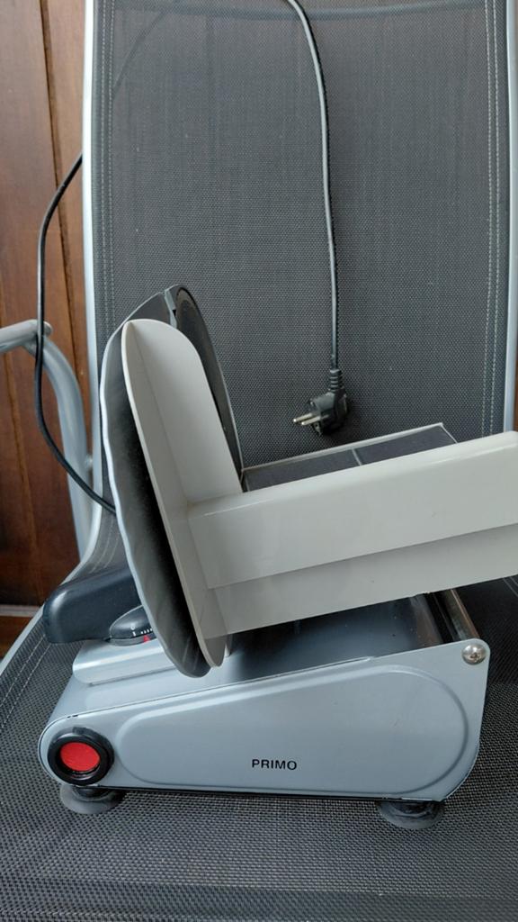 Découpeuse électrique polyvalente de la marque belge Primo, Enlèvement ou Envoi