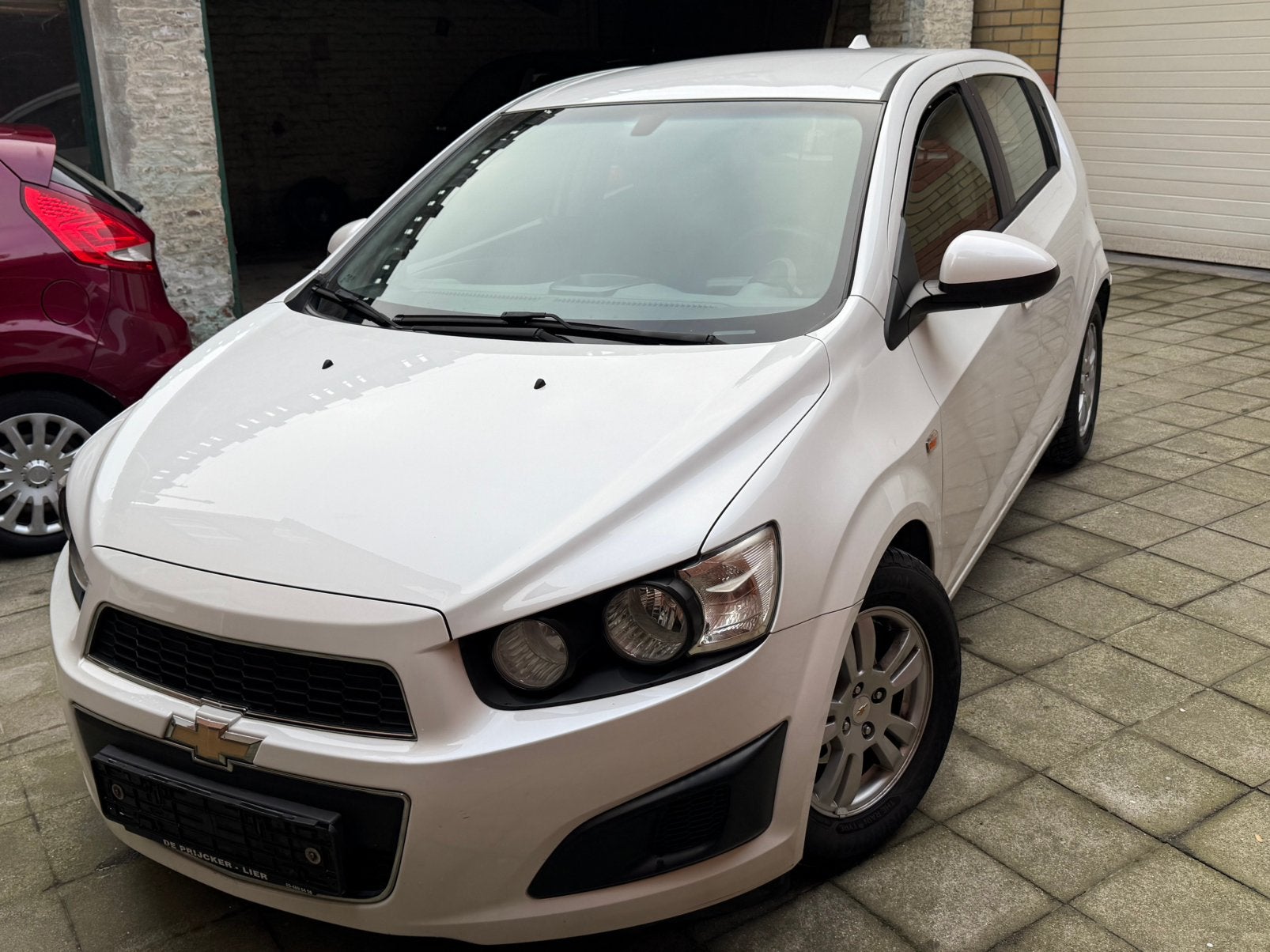 Chevrolet Aveo 1.2i Essence Euro 5A 11/2013 5 Portes Clim, Autos, Chevrolet, Euro 5, Achat, Entreprise, Climatisation automatique