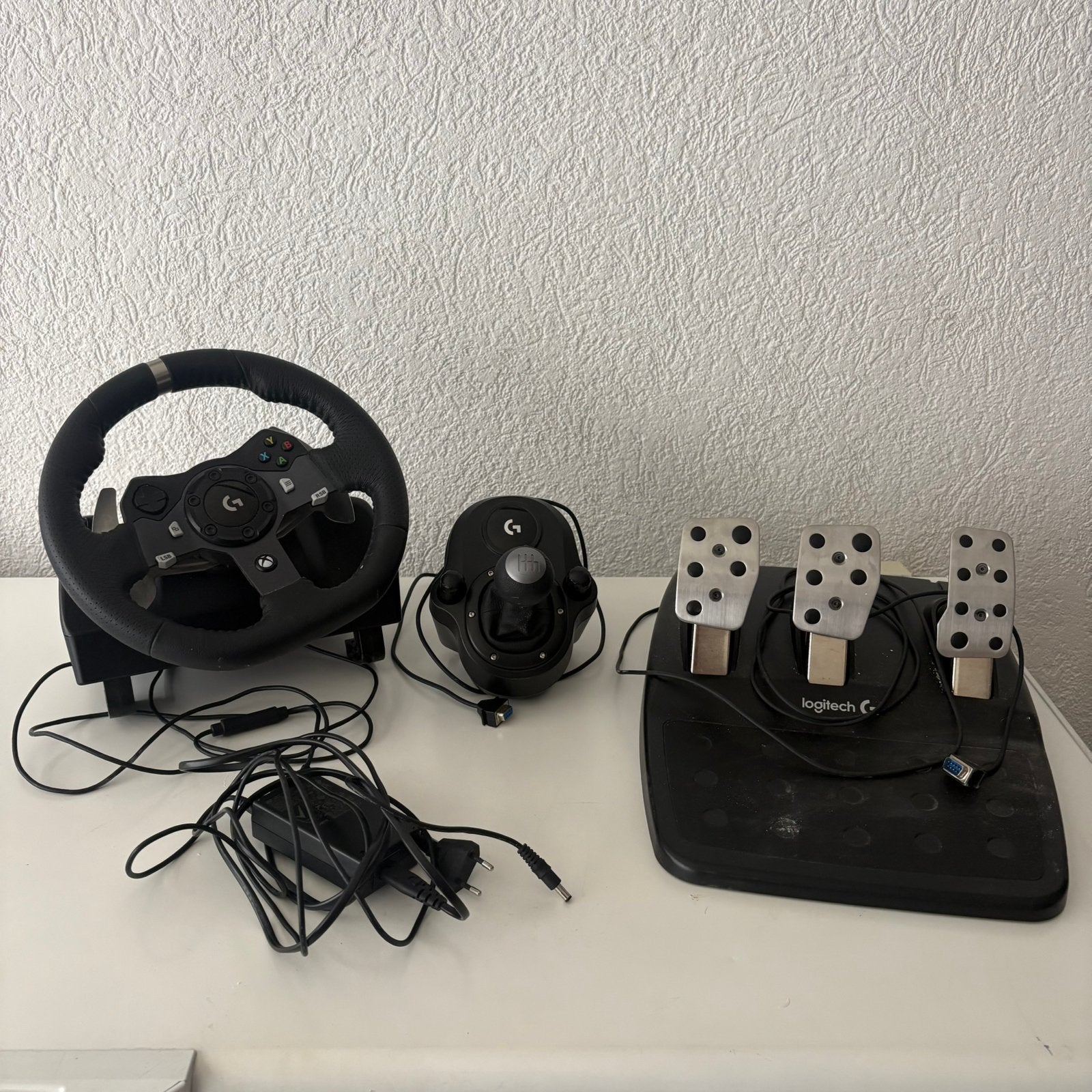 Logitech stuur met Shifter, Games en Spelcomputers, Ophalen of Verzenden, Zo goed als nieuw, Stuurtje of Sportattribuut, Xbox One