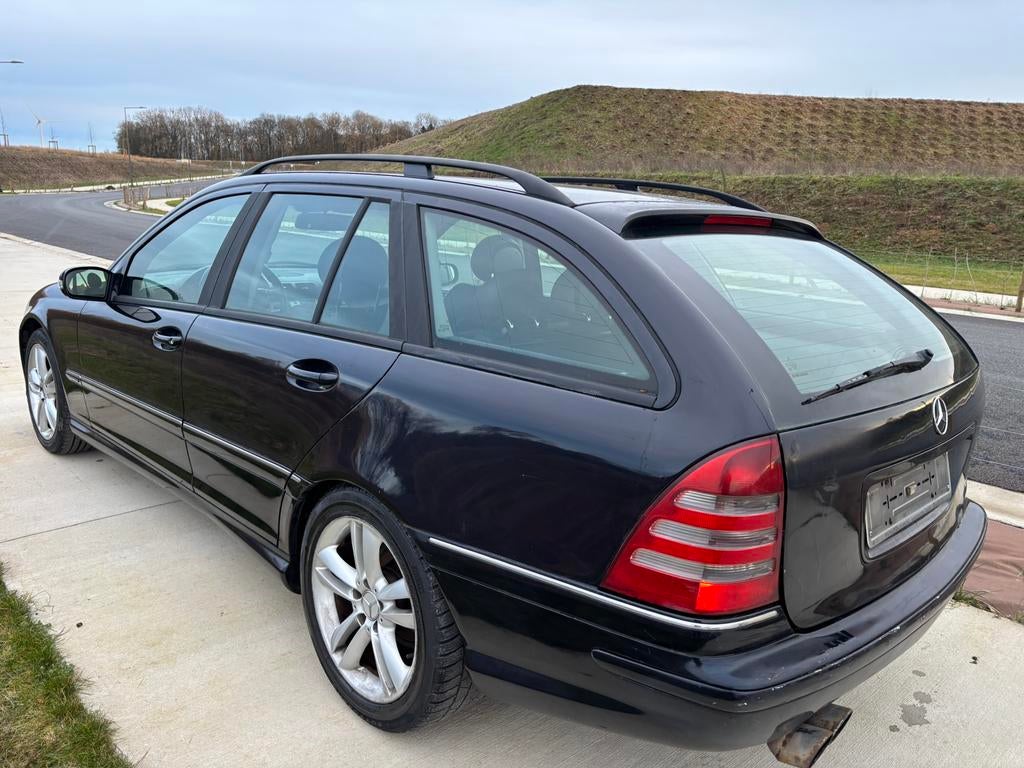 Mercedes-Benz C 220 CDI Break Avantgarde Xénon-cuir, Autos, Cuir, Achat, Entreprise, Boîte manuelle