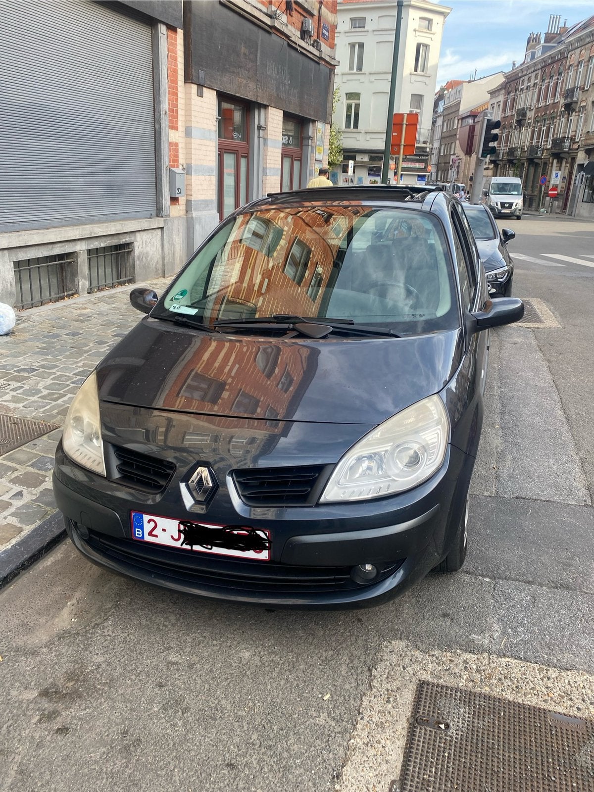 pret immatriculer renault scenic 2008 1.6 essence, Argent ou Gris, Achat, Boîte manuelle, Noir