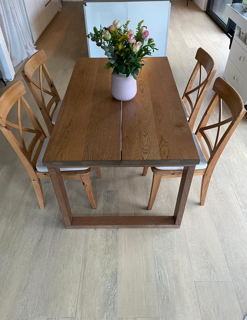 Eettafel MÖRBYLÅNGA + 4 stoelen INGOLF, Huis en Inrichting, Tafels | Eettafels, Ophalen, Gebruikt, 100 tot 150 cm, 50 tot 100 cm