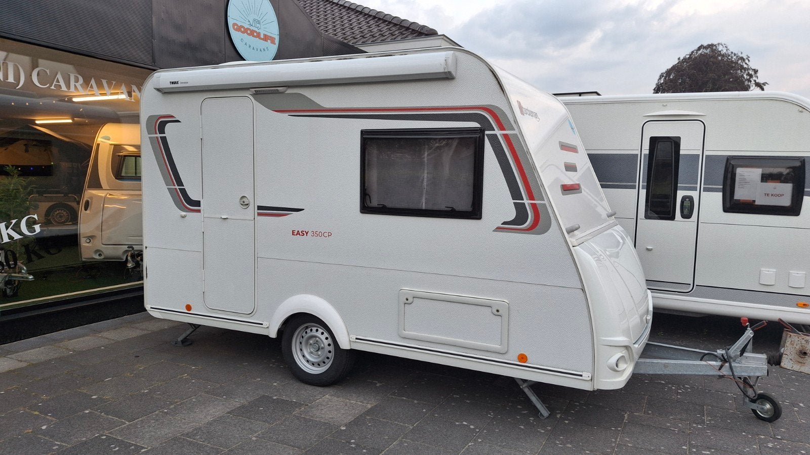 Sterckeman 350CP + Luifel -  BJ2022, Caravans en Kamperen, Caravans, Vast bed, Sterckeman, Treinzit, Particulier