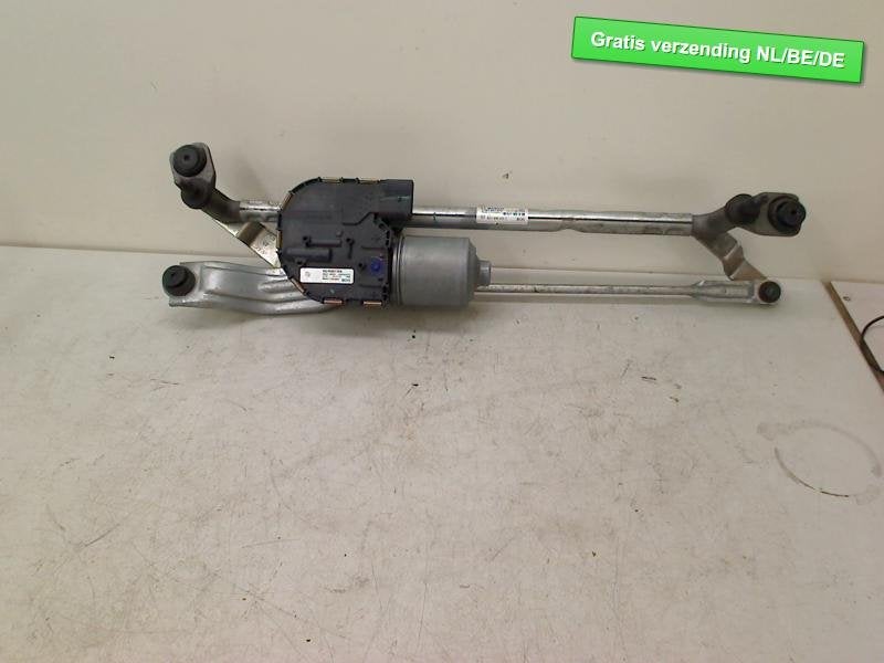 MOTEUR + TRINGLERIE ESSUIE GLACE AVANT Golf VII (AUA), Volkswagen, Volkswagen AG, Utilisé, Kundenbetreuung@volkswagen.de