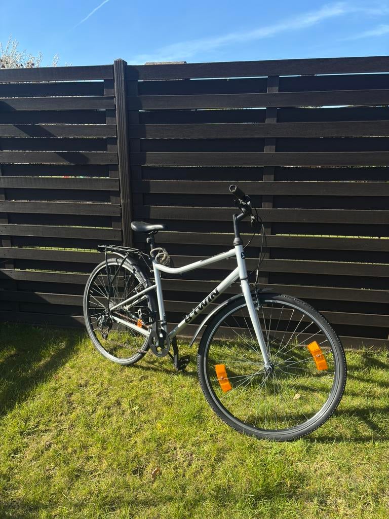 Btwin riverside 120 - grijs hybridefiets, Ophalen, Zo goed als nieuw, Minder dan 10 versnellingen, 28 inch