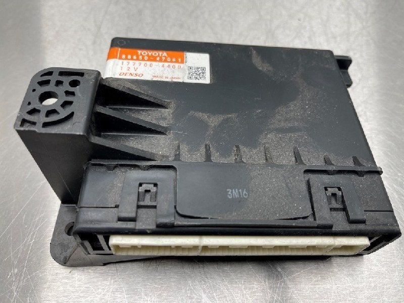 COMPUTER KOELING Prius (ZVW3) (|8865047061|1777004400|), Gebruikt, Toyota