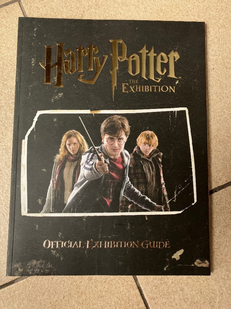 Harry Potter The exhibition official guide, Collections, Harry Potter, Enlèvement ou Envoi