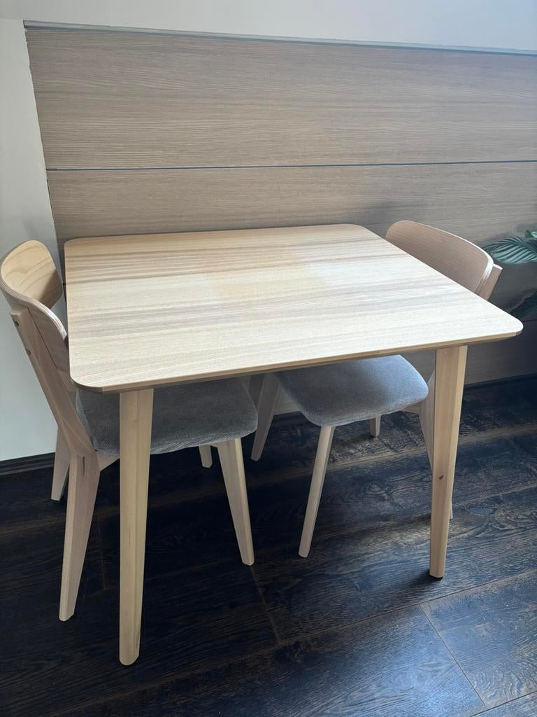 Lisabo tafel en stoelen, 50 à 100 cm, Comme neuf, Jusqu'à deux personnes, Enlèvement