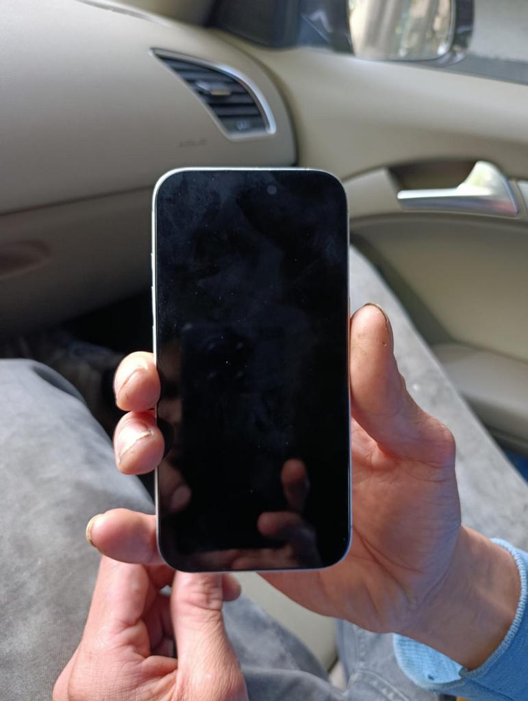 I phone 16 128g, Telecommunicatie, Mobiele telefoons | Apple iPhone, Ophalen of Verzenden, Zo goed als nieuw