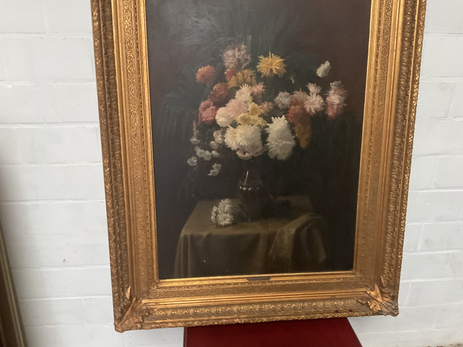 Les Chrysantene, Ophalen