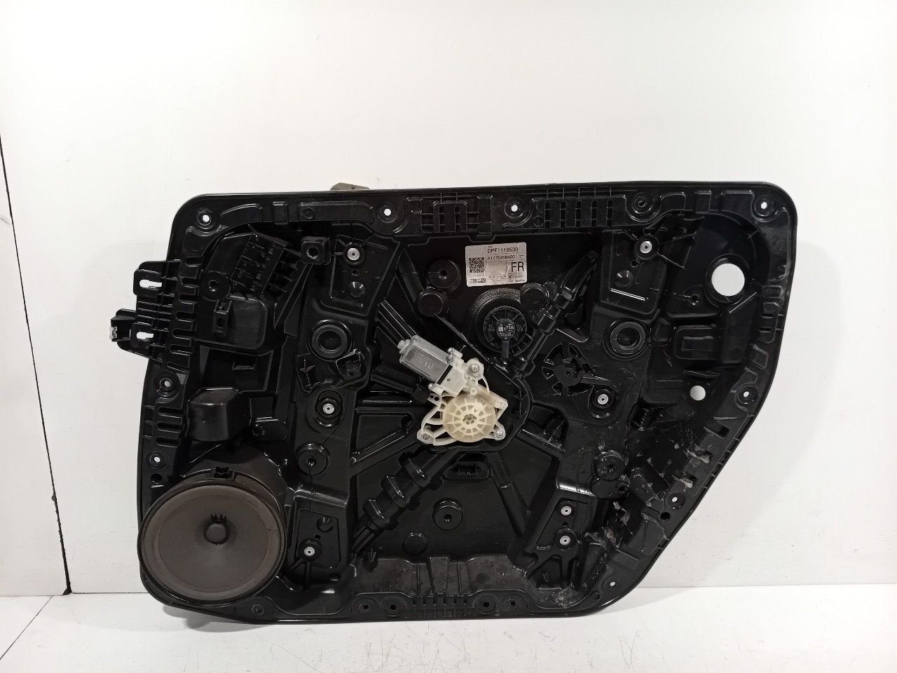 Raammechaniek elektrisch rechts voor Mercedes-Benz GLB, Onderdelen@venauto.nl, Van der Ven Autorecycling B.V., Ettenseweg 76, 4706 PB Roosendaal, The Netherlands