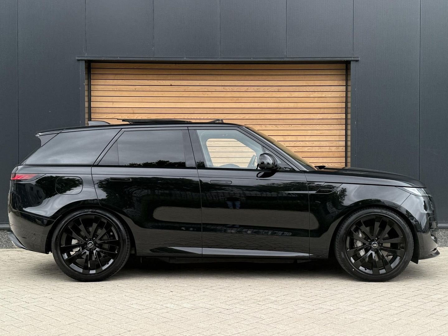 Land Rover Range Rover Sport 3.0 P460e Dynamic HSE MASSAGE|S, Auto's, Automaat, Zwart, Zwart, Bedrijf