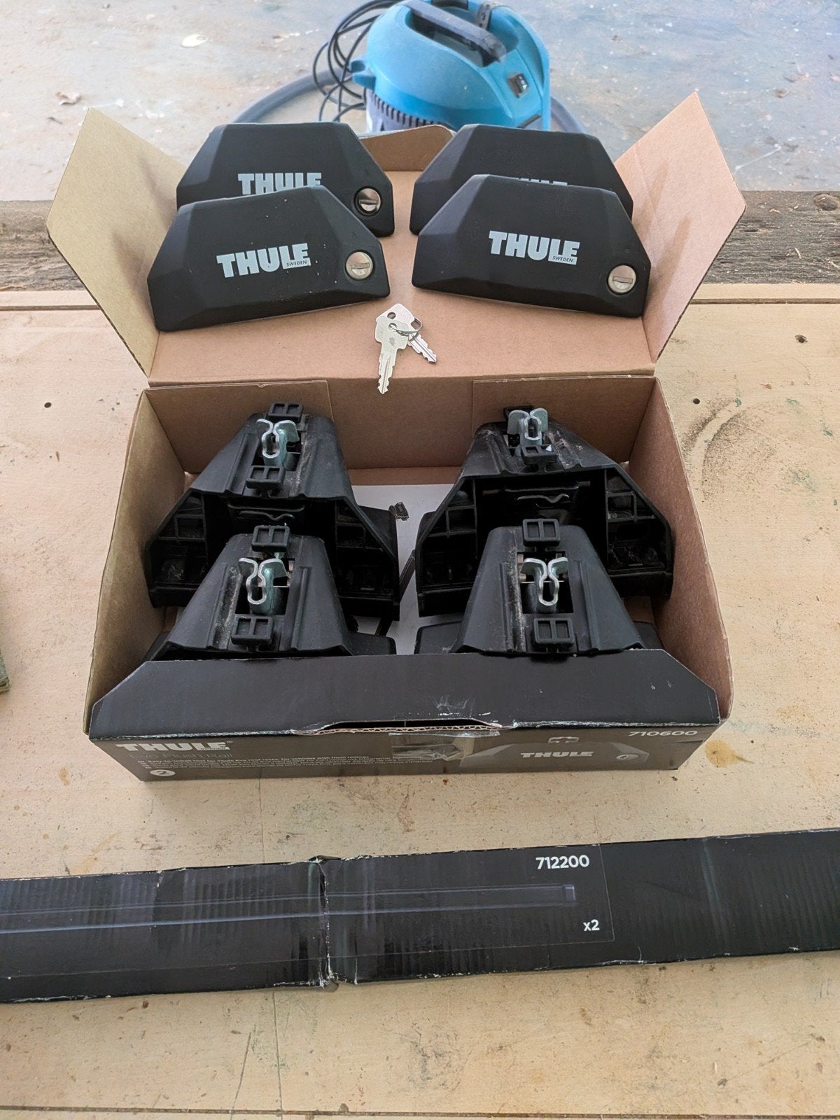Thule evo flush rail 710600 & squarebar 118cm 712200, Enlèvement, Comme neuf