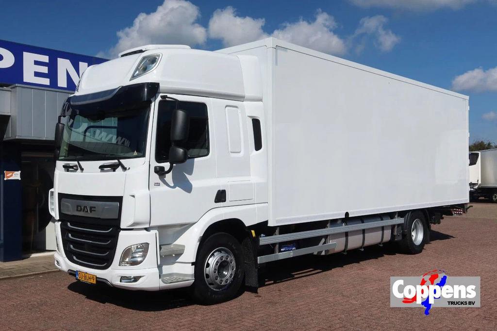 DAF CF 410 Bak+Klep Dhollandia 2.000 kg Slaapcabine, Autos, Camions, Achat, Entreprise, Diesel, Automatique