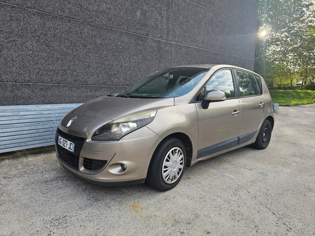 Renault Scenic 1.5 dCi (immatriculation française), Autos, Achat, Boîte manuelle, Diesel, Particulier
