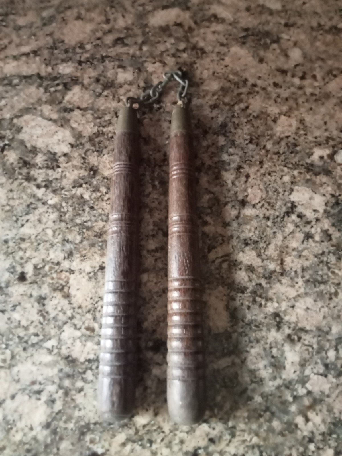 Vintage Nunchaku, Enlèvement