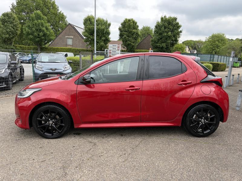 Toyota Yaris Style, Rouge, Achat, Entreprise, 116 ch