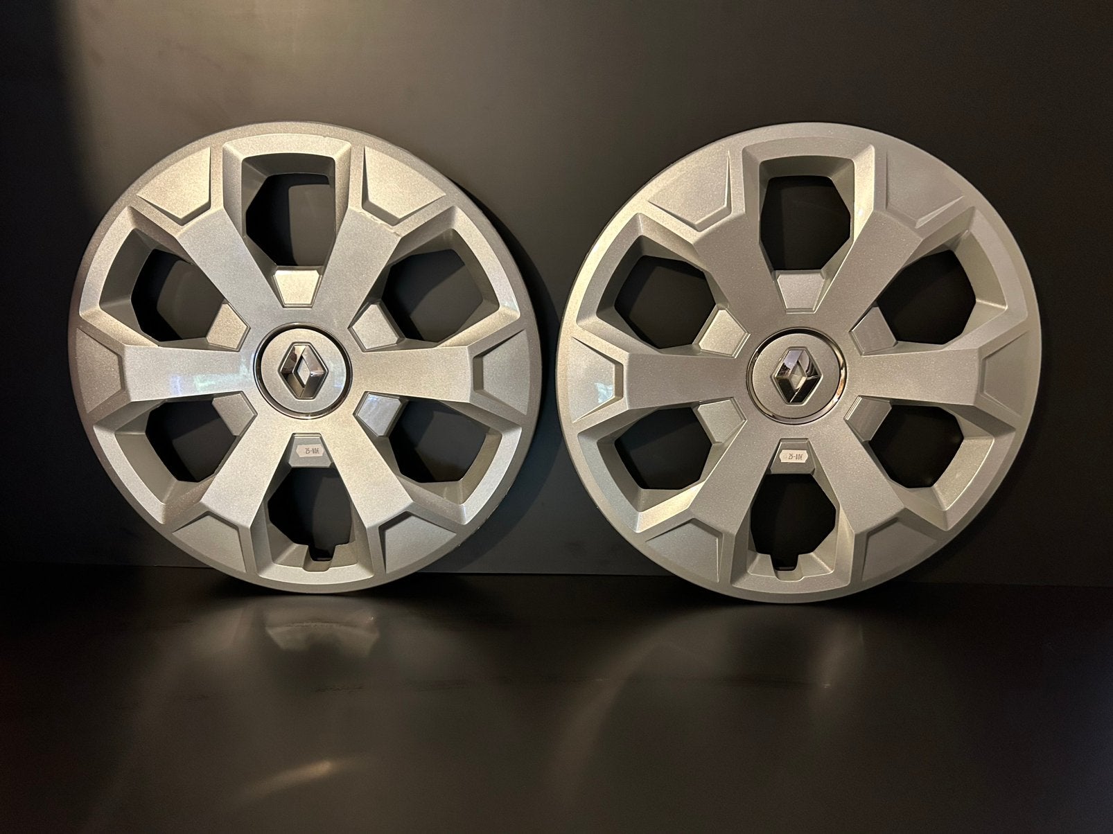2 originele Renault Trafic 16" wieldop, Ophalen of Verzenden, Zo goed als nieuw