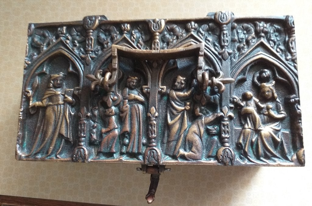 antiek bronzen kistje, Antiek en Kunst, Antiek | Brons en Koper, Ophalen of Verzenden