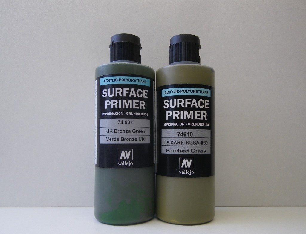 VALLEJO SURFACE PRIMERS 200ml @ 3 EURO, Ophalen of Verzenden, Nieuw, Groter dan 1:32